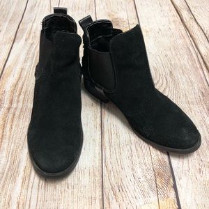 Steve Madden Gianna Suede Booties